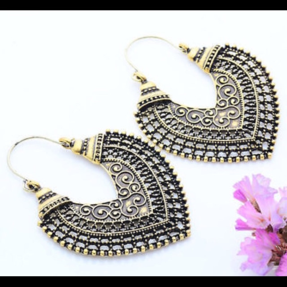 ❤️gorgeous gold vintage boho mandala drop earring - Picture 2 of 8